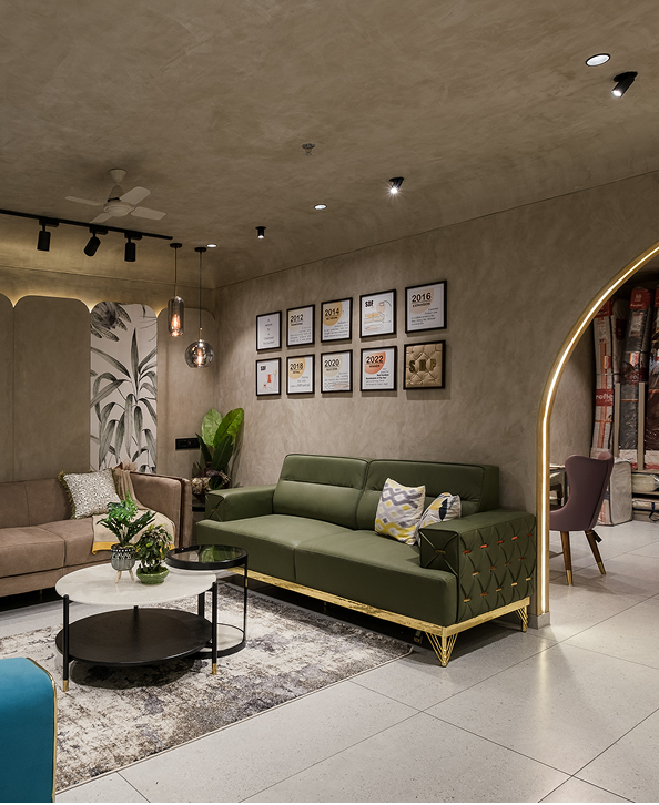 Rectangle 1 - 2025-12-05T101946.939